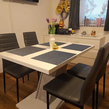 Honey Apartment